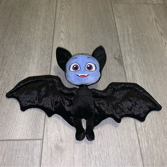 Vamprina Vee Bat Plush - Picture 1 of 9